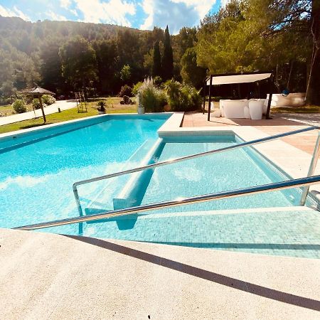 Mountain Beach Villas: Family-Friendly Retreat for Active Travelers Port de Pollenca Exterior photo