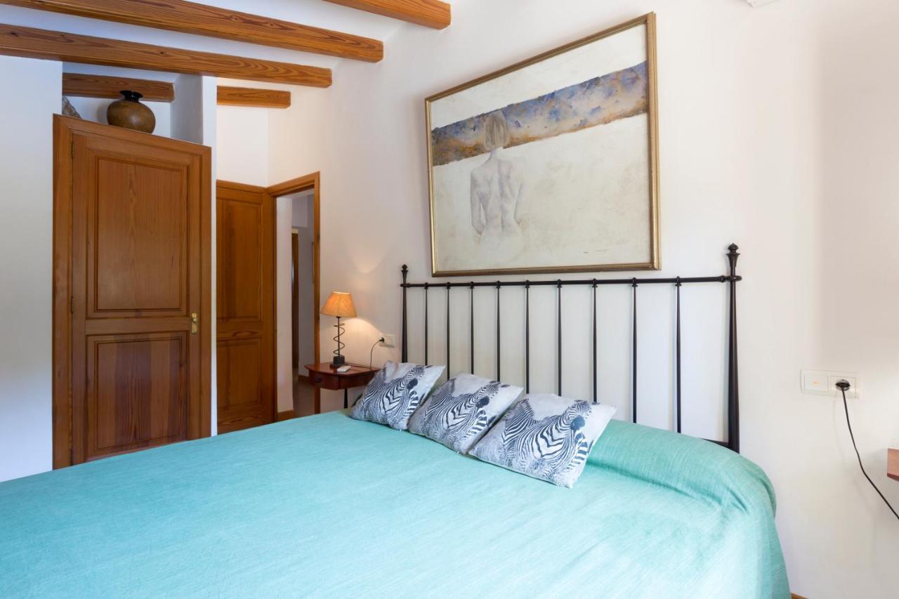 Mountain Beach Villas: Family-Friendly Retreat for Active Travelers Port de Pollenca Exterior photo